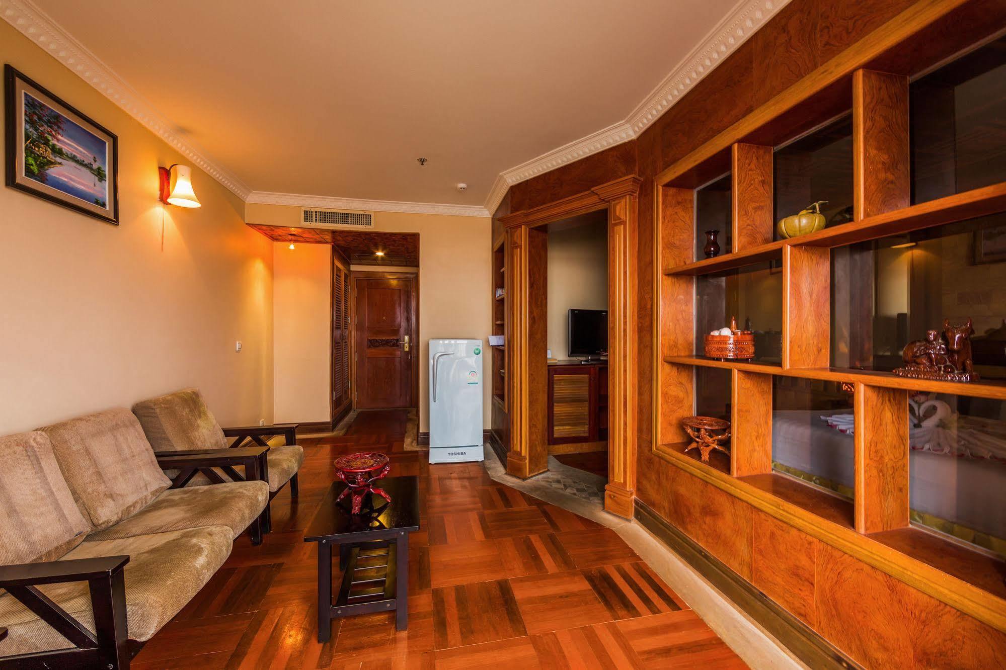 Blue River Hotel Πνομ Πενχ Εξωτερικό φωτογραφία