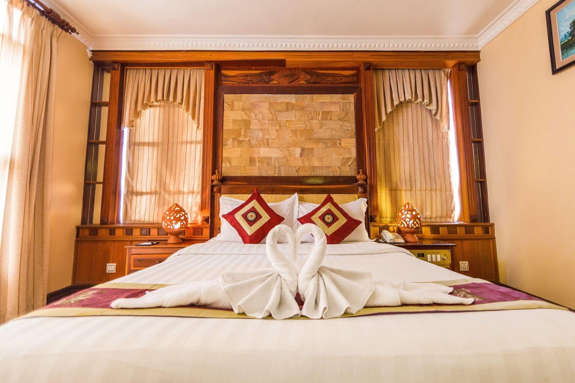 Blue River Hotel Πνομ Πενχ Εξωτερικό φωτογραφία